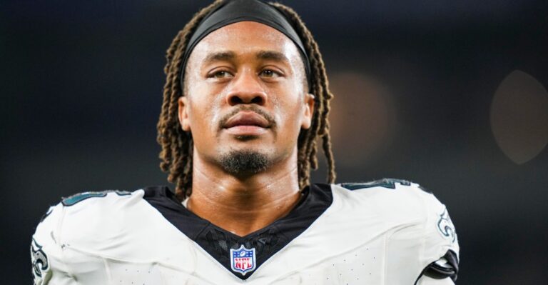 Ja’Quinden Jackson injury: Eagles RB leaves Patriots preseason game in ambulance - Bleeding Green Nation