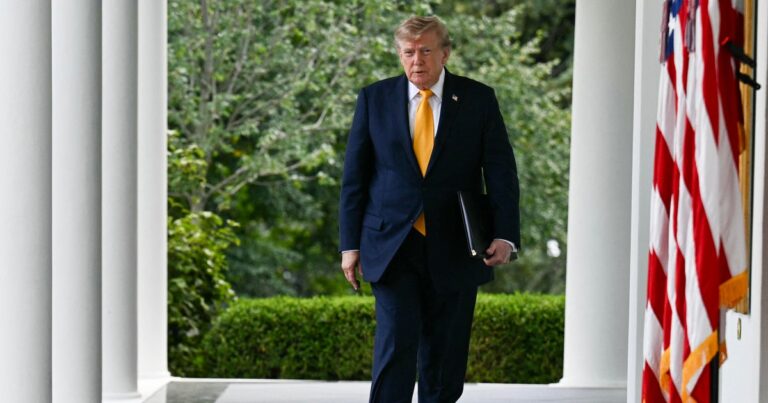 Trump's oil and gas stock trades continued during Iran war, filings show - CBS News