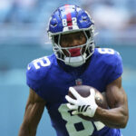 Giants' Calvin Austin reportedly carted off with 'serious knee injury' - Yardbarker