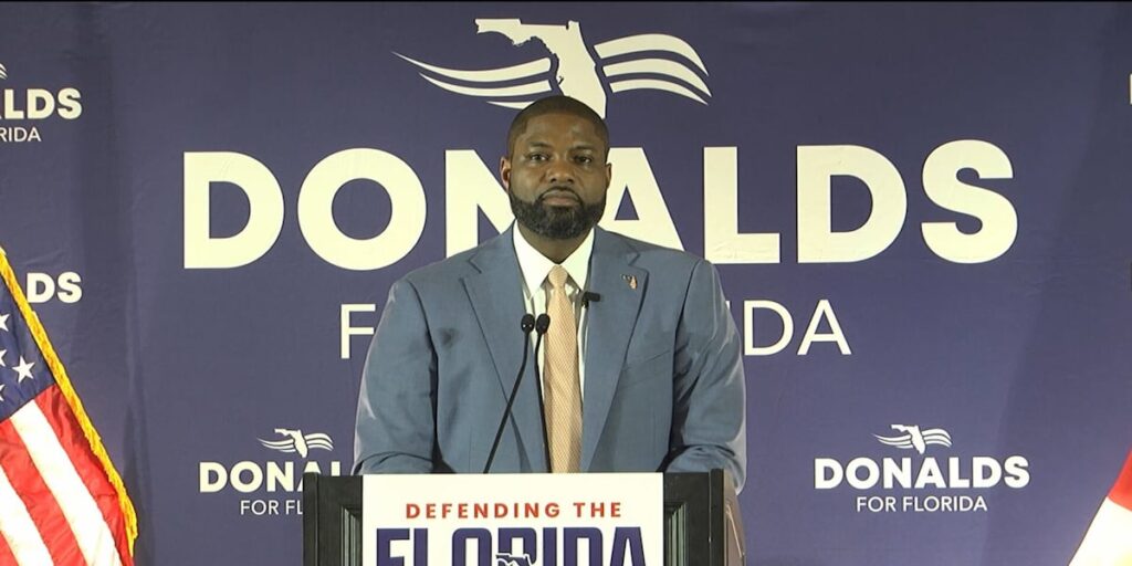 Byron Donalds promotes ‘Florida Dream’ at Ocala campaign stop ahead of Primary Elections - WCJB