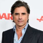 John Stamos, 63, continues birthday tradition of celebrating with a nude photo - Yahoo News UK