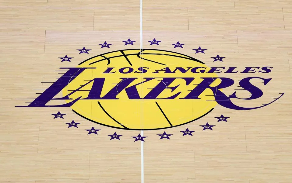 Billionaire Josh Kushner, Former Disney CEO Bob Iger Buy Los Angeles Lakers For Record $12 Billion, Report Says - Yahoo Sports Canada