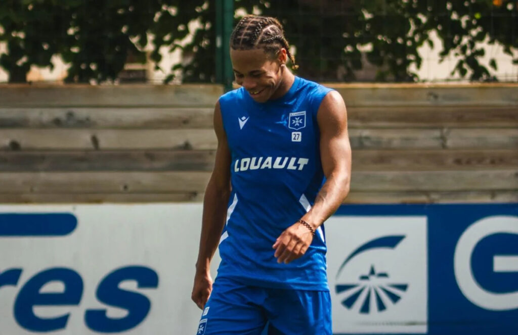 Crystal Palace make €30m approach for Auxerre’s Kévin Danois - Yahoo Sports Canada