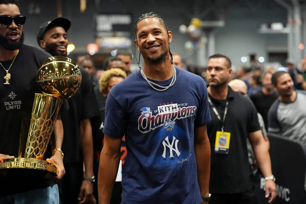 Chelsea fans not pleased with Josh Hart’s message about a ‘Championship season’ - Yahoo Sports UK