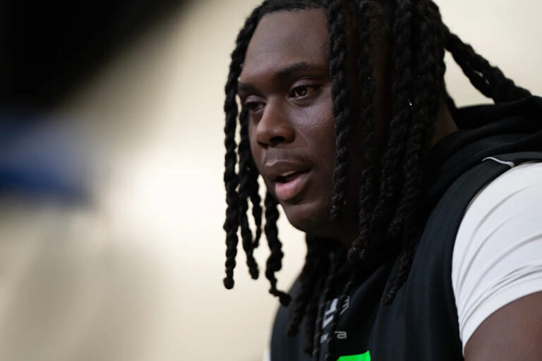 Chiefs will acquire rookie OL Diego Pounds in a trade with the Ravens - Yahoo Sports
