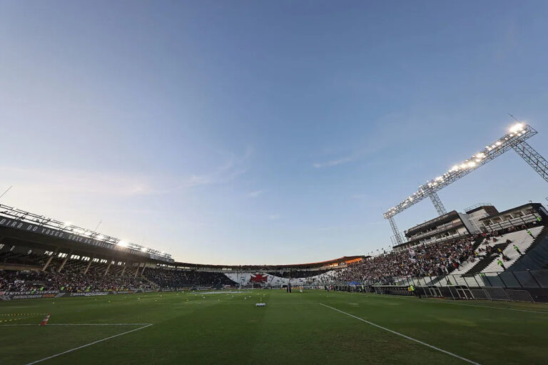 📋 Vasco and Santos set for a relegation six-pointer - Yahoo Sports Canada