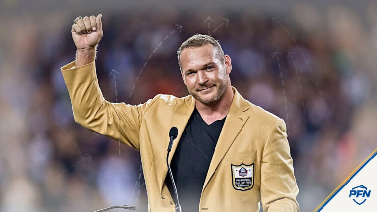 ‘Nothing I Said Had To Do With Race’ — Brian Urlacher Fires Back After Getting Controversially ‘Disowned’ by Bears - Yahoo Sports