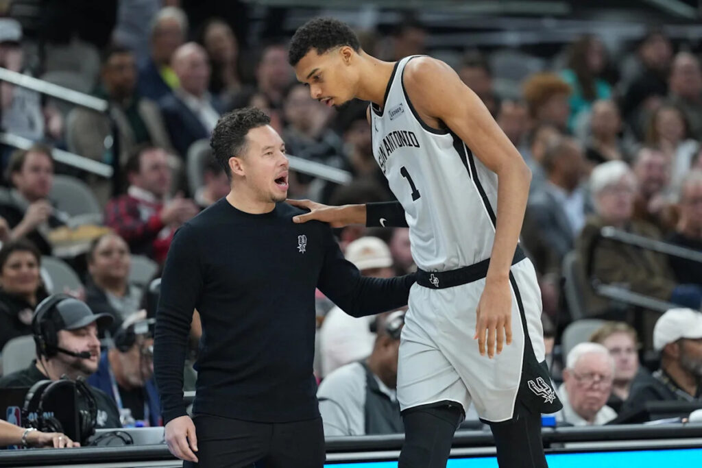 Spurs Expected to Overcome 'Significant Loss' - Yahoo Sports
