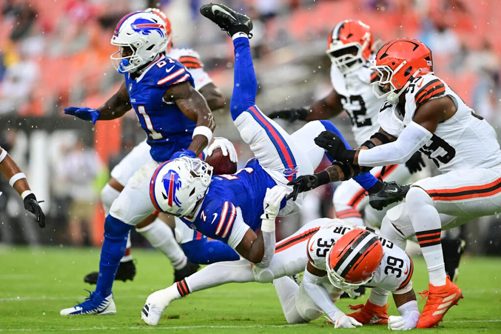 Stock Report: Buffalo Bills dominate Cleveland Browns in preseason action - Yahoo Sports
