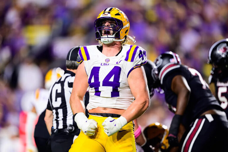 NFL players are now suing to have the option for NCAA eligibility - Yahoo Sports
