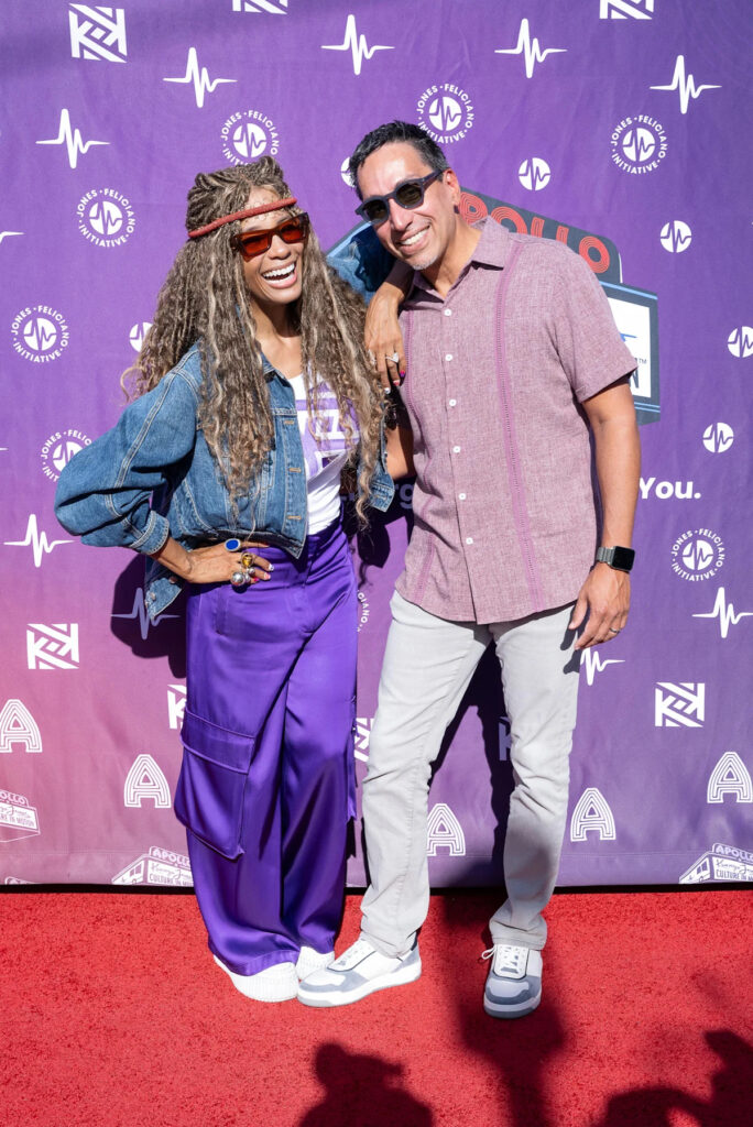 José E. Feliciano and Kwanza Jones are introduced to San Diego - Yahoo Sports