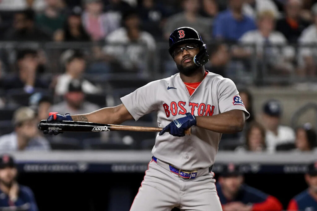 Red Sox disappoint in Game 2, lose 9-2 - Yahoo Sports