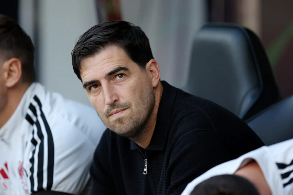 Liverpool agree €35m deal for 6ft 7in teenage goalkeeper - Yahoo Sports Canada