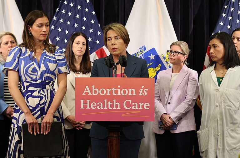 Massachusetts Just Legalized Abortion Throughout Pregnancy - Abortion, Every Day | Jessica Valenti