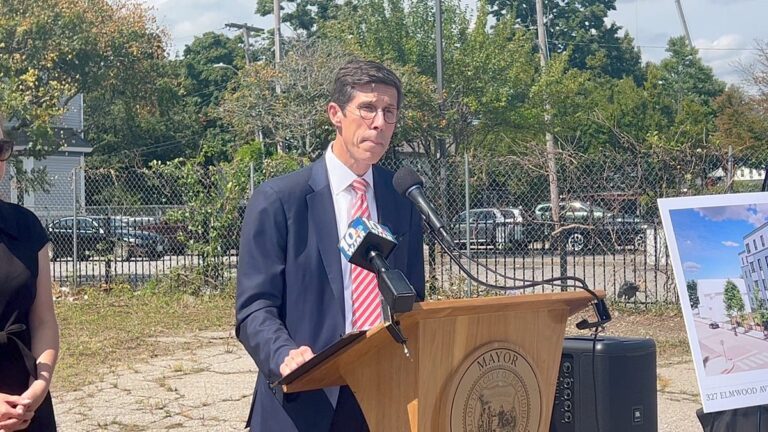 Mayor Smiley says his approach to housing is working, but is he using the right metrics? - SteveAhlquist.news