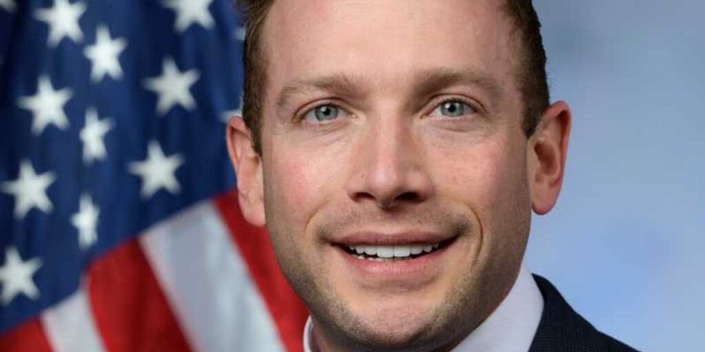 'Don't believe him': Expert tears apart 'self-pitying' Max Miller - AlterNet