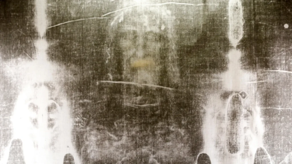 DNA on the Shroud of Turin reveals centuries of hidden history - ScienceDaily