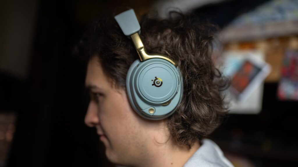 SteelSeries Arctis Nova Elite Review: Exceptional Sound For Unlimited Budgets - bgr.com