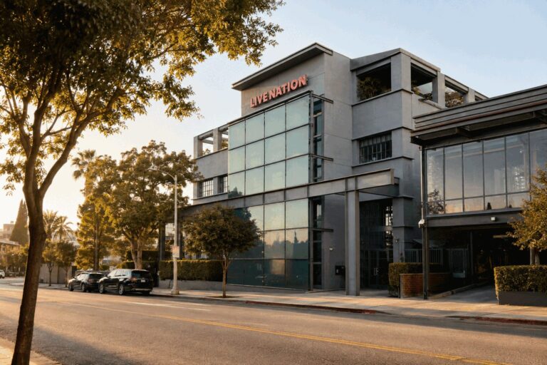 Live Nation Stock Falls 2.1% as Ticketmaster’s R$110 Million São Paulo Advance Tests Growth - TechStock²
