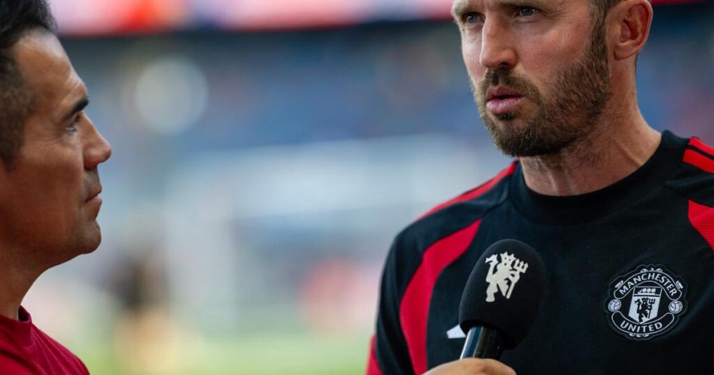 Carrick: The support is incredible - Manchester United Website