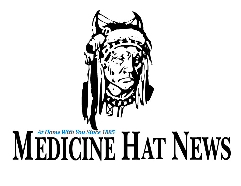 Shapovalov, Diallo retire with injuries as Canadian men fall at National Bank Open - Medicine Hat News