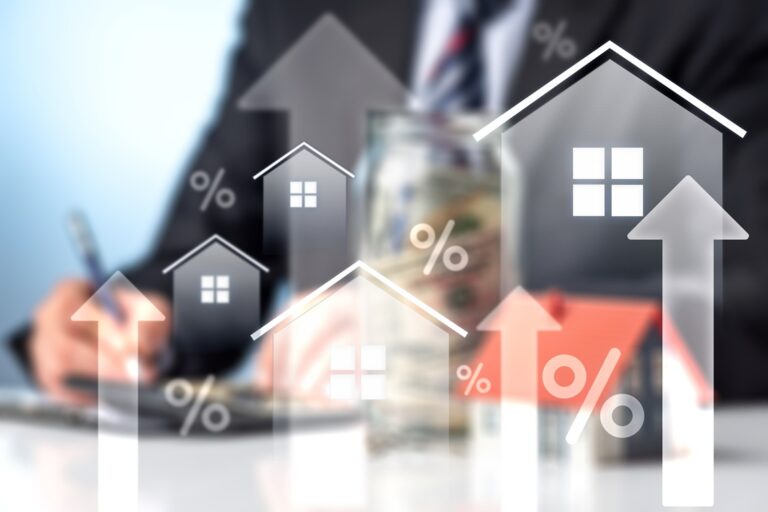 Mortgage Rates Rise to Higher Than Year-Ago Levels for the First Time in 44 Weeks - RISMedia