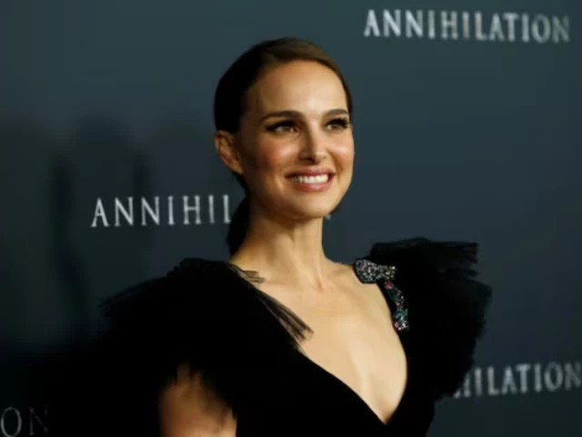 Natalie Portman reportedly finds Rachel Cusk’s novel ‘annoying’ - The Express Tribune