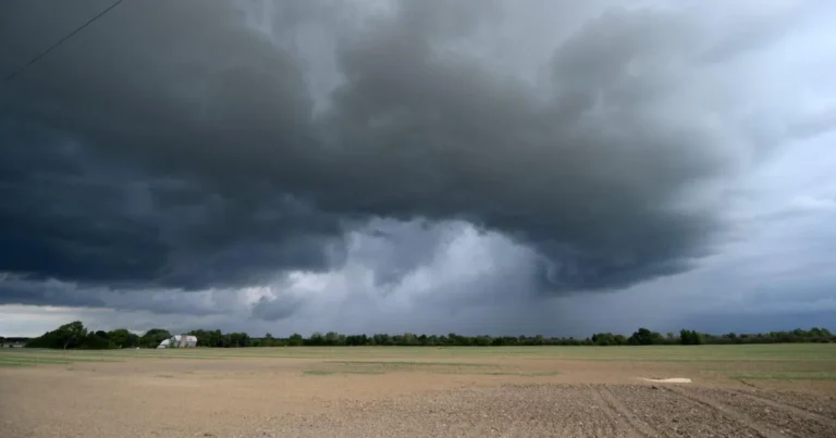Environment Canada ends Niagara Falls Tornado Warning around 1 p.m. - El-Balad.com