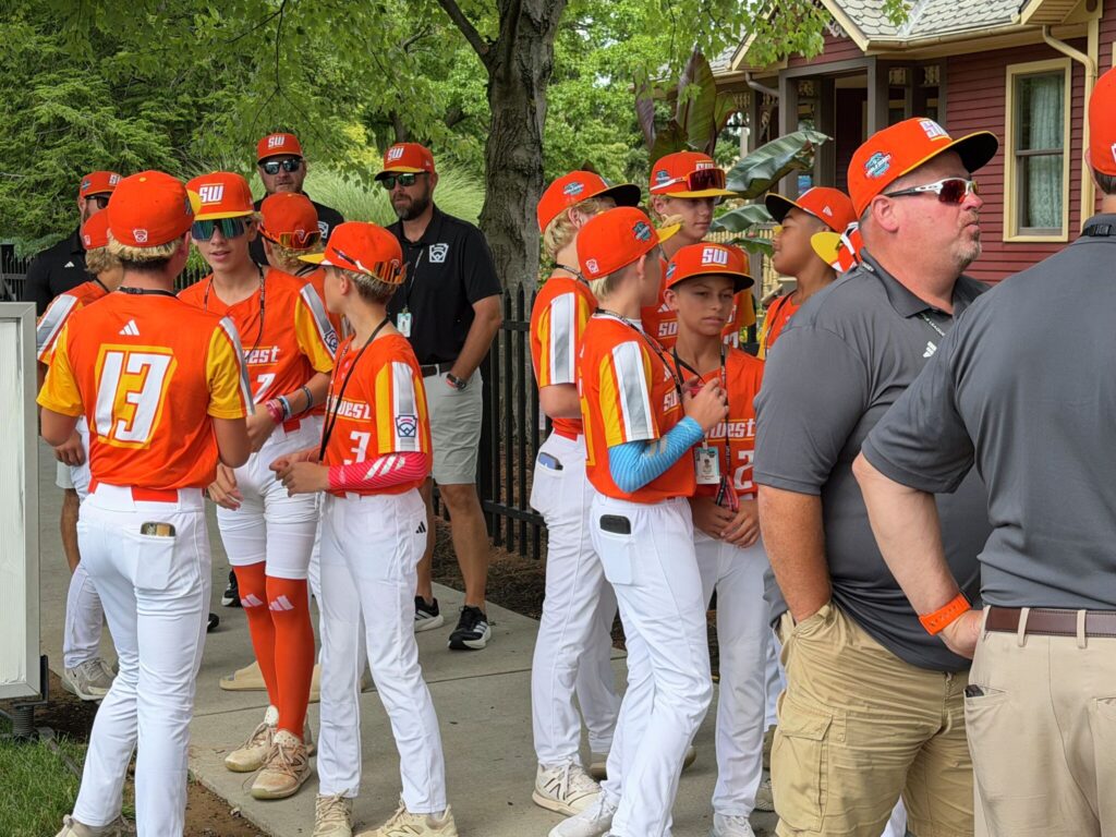 Texas falls to Ohio in LLWS: Boerne eliminated by Hamilton on Monday, 6-1 - Austin American-Statesman