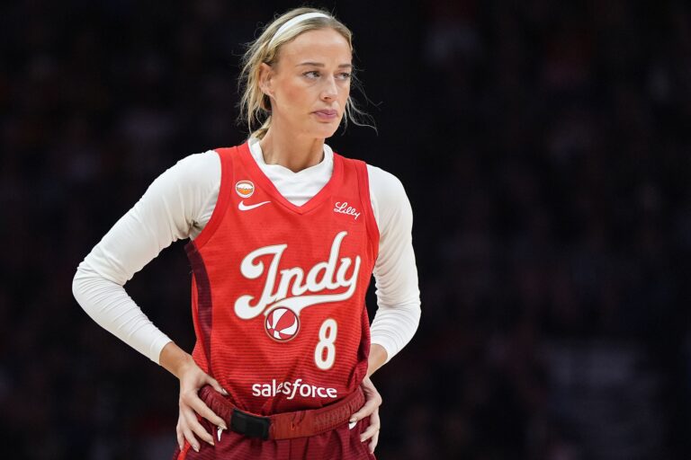 Indiana Fever return to friendlier atmosphere after rallies and hearing boos on road trip - Beaumont Enterprise