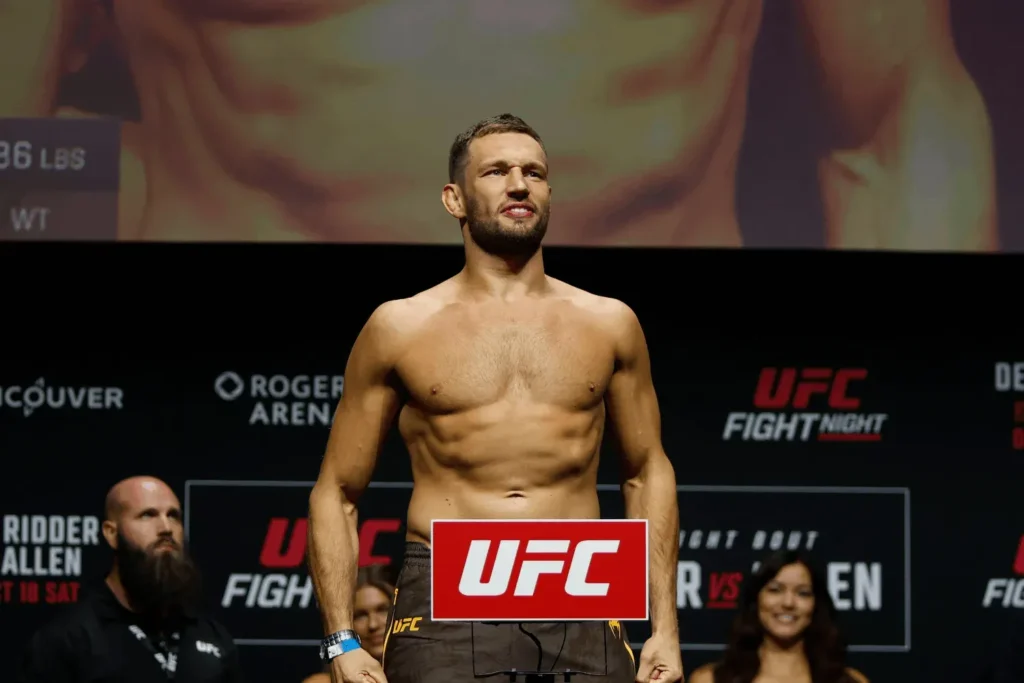 Reinier de Ridder Slams Extreme Weight Cutting in The UFC: "Weigh In at 185, Fight at 210" - MMA Sucka