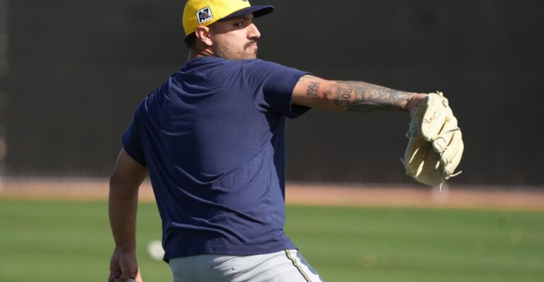 Report: Phillies sign Nestor Cortes to major league contract - The Good Phight