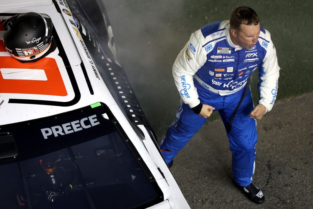 Ryan Preece earns huge win in Daytona thriller, eliminating Shane Van Gisbergen from the Chase - Motorsport.com