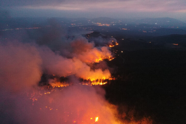 Ross Fire rages toward Possum Kingdom Lake, more towns at risk - Rolling Out