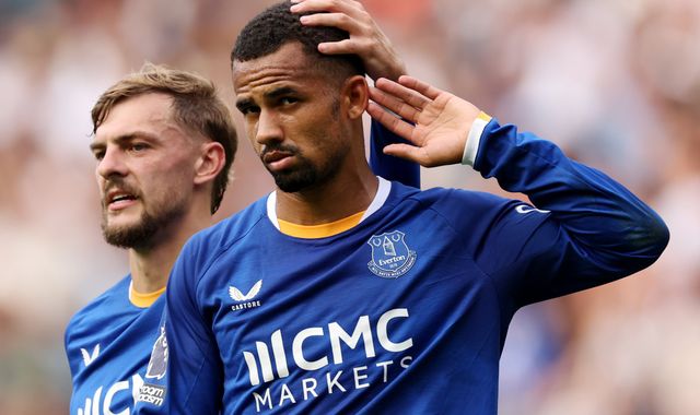 Iliman Ndiaye transfer news: Man City in advanced talks for Everton winger as Tottenham turn attention to Mykhailo Mudryk - Radio Royal