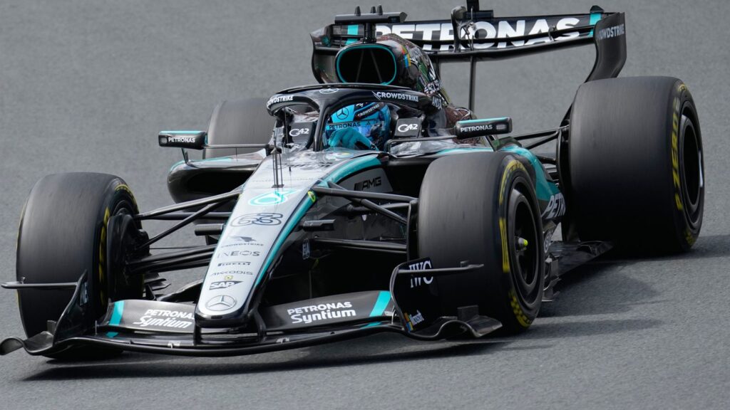 Dutch GP Sprint: George Russell wins from Charles Leclerc to trim Kimi Antonelli's F1 world championship lead at Zandvoort - Sky Sports