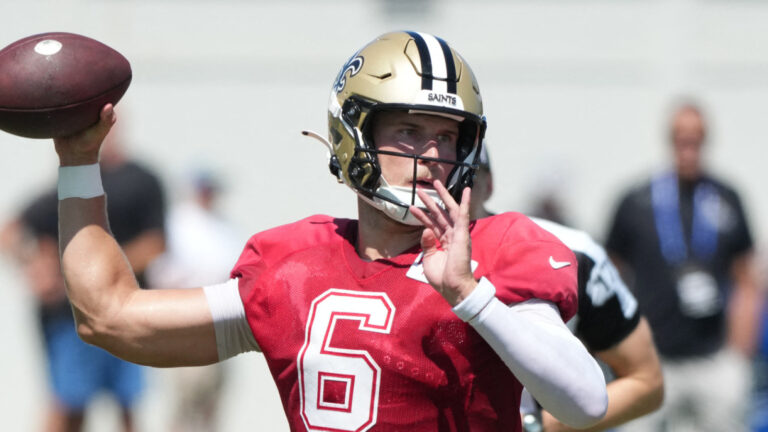 Time spent with Drew Brees beginning to bear fruit for Saints QB Tyler Shough - Yardbarker