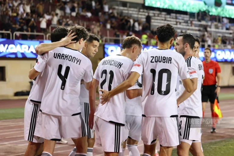 Qarabag opens scoring against Dynamo Kyiv in 12th minute - Report.az