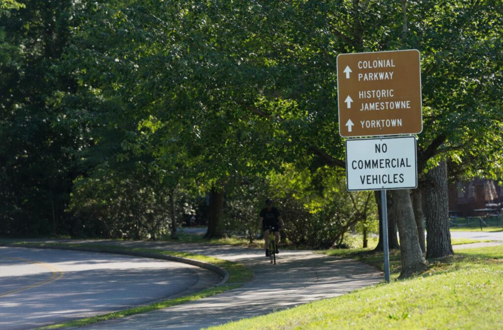 Tourism Signs Point Travelers in the Right Direction - Prince William Living