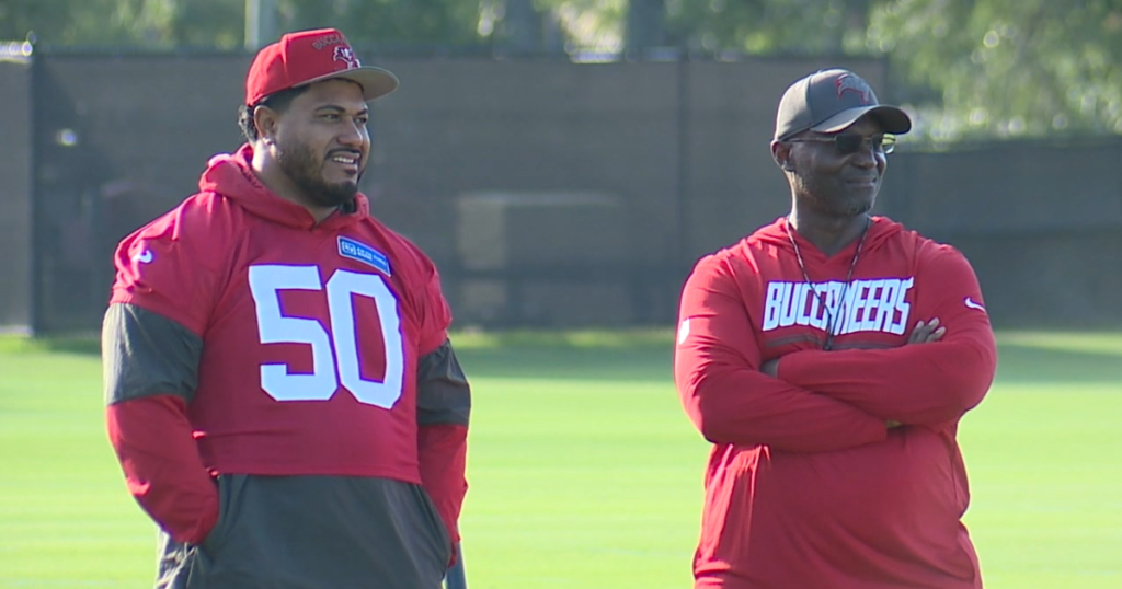 Bucs reach deal with Pro Bowl DT Vita Vea: ESPN Source - Tampa Bay 28
