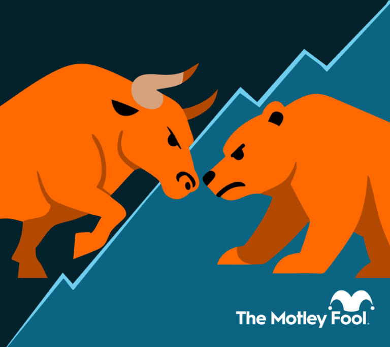 Stock Market Today, Aug. 6: Datadog Plummets 19%, Leading Software Stock Slide - The Motley Fool