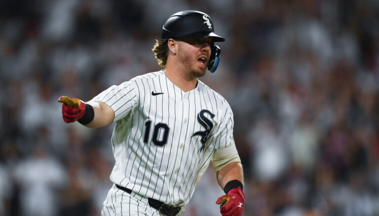 White Sox give 2B Chase Meidroth more time to rest ailing wrist - Chicago Sun-Times