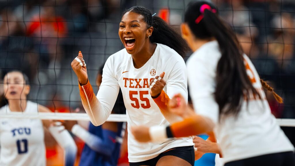No. 2 Volleyball sweeps No. 18 TCU in Players Era Showcase - University of Texas Athletics - University of Texas Athletics