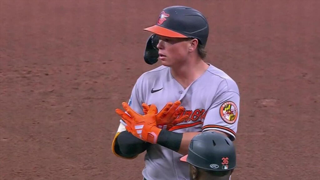Holliday sets up Alonso to give Orioles the lead - NBC Sports