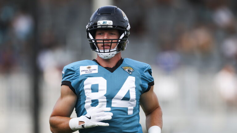 Jaguars to trade TE Hunter Long to Cardinals - NBC Sports