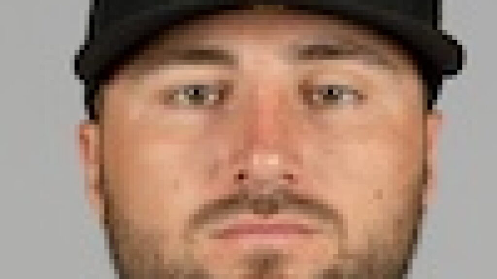 Joey Bart diagnosed with fractured hand - NBC Sports