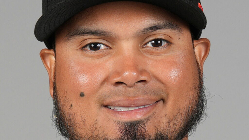 Luis Arraez exits game due to cramp - NBC Sports