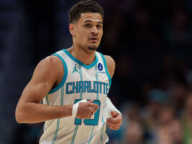 Report: T-Wolves trade Green to Jazz for Williams, Konchar - theScore