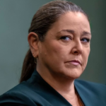 Camryn Manheim Debuts Weight Loss Transformation in New York City - sekbernews.id