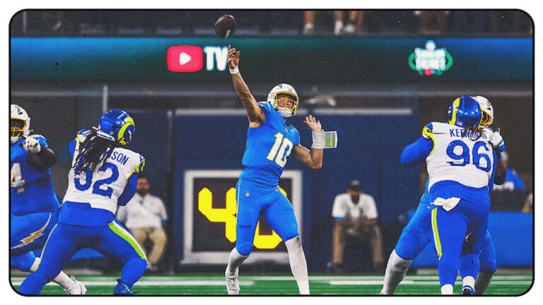 Justin Herbert Connects With Quentin Johnston For 65-Yard Touchdown in Preseason Finale - Los Angeles Chargers